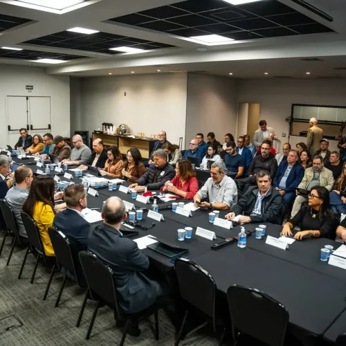Fenaban propõe reajustes diferenciados e Comando Nacional rejeita modelo que divide categoria