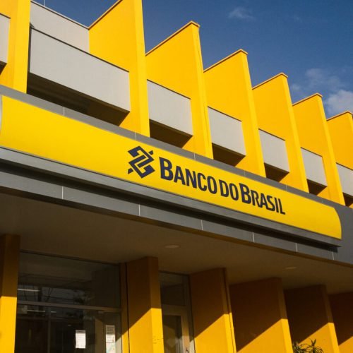 Banco do Brasil convoca reunião com representantes dos funcionários