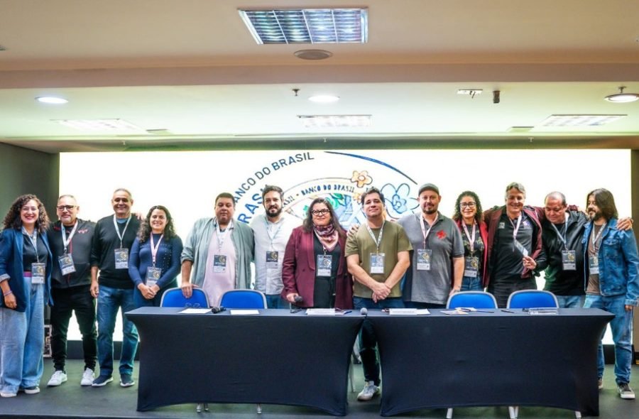 Defesa do Banco do Brasil público marca abertura do 36º CNFBB