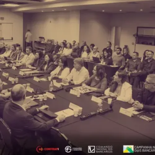 Trabalhadores e banqueiros voltam a negociar nessa segunda-feira