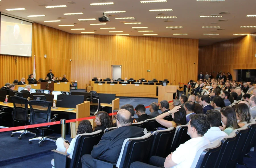 TST encerra greve da Caixa e determina retorno ao trabalho nesta quarta-feira (29)